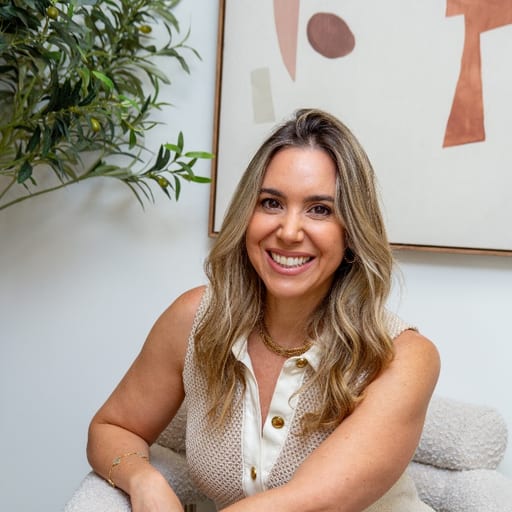 Dr. Jennifer Bossel