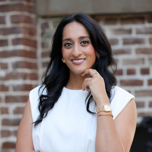 Dr. Sonam Patel, đť——đť— đť——
