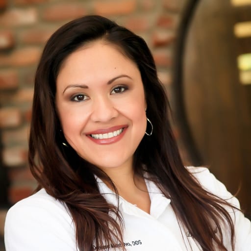 Dr. Denisse Montalvo
