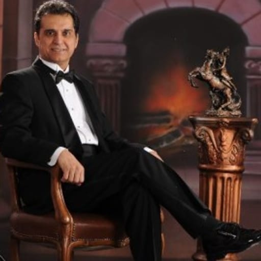 Dr. Michael Kiyani, D.M.D.