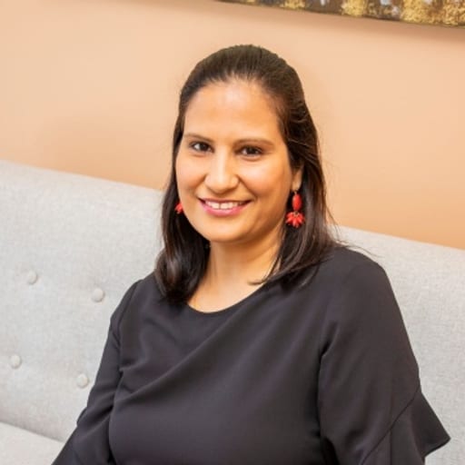 Dr. Rajni Kapoor, DDS