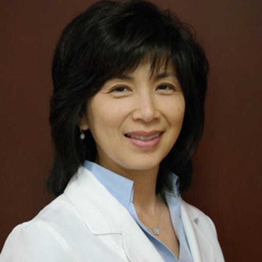Dr. Gin Goei
