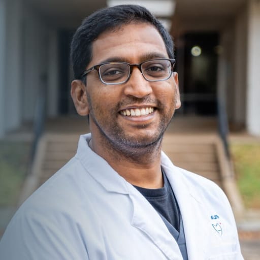 Dr Naren Mikkilineni, DMD