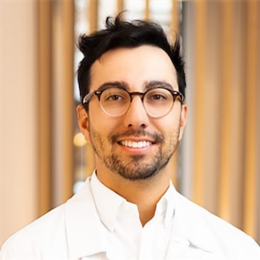 Dr. Geoff Kerns, DDS