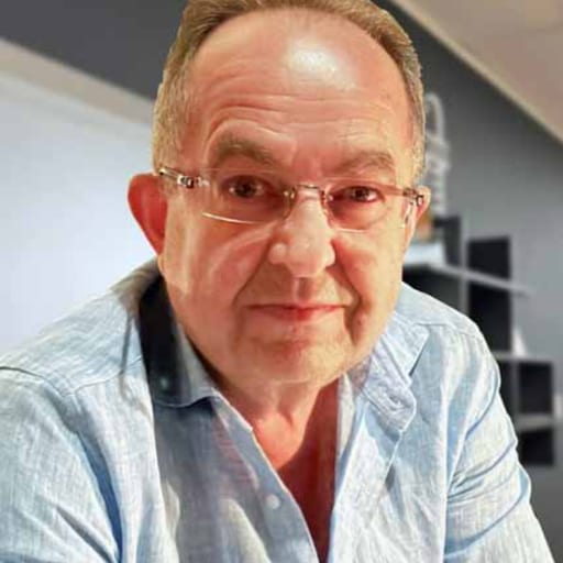 Dr. Arnold Rifman