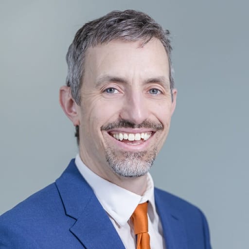 Dr. Peter Murchie
