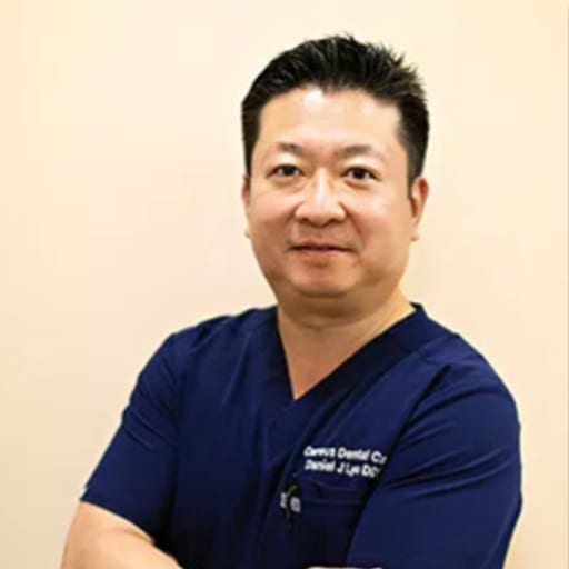 Dr. Daniel J. Lyu, DDS